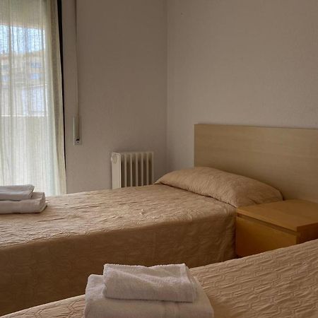 Residencia Universitaria Pare Claret Girona Exterior foto